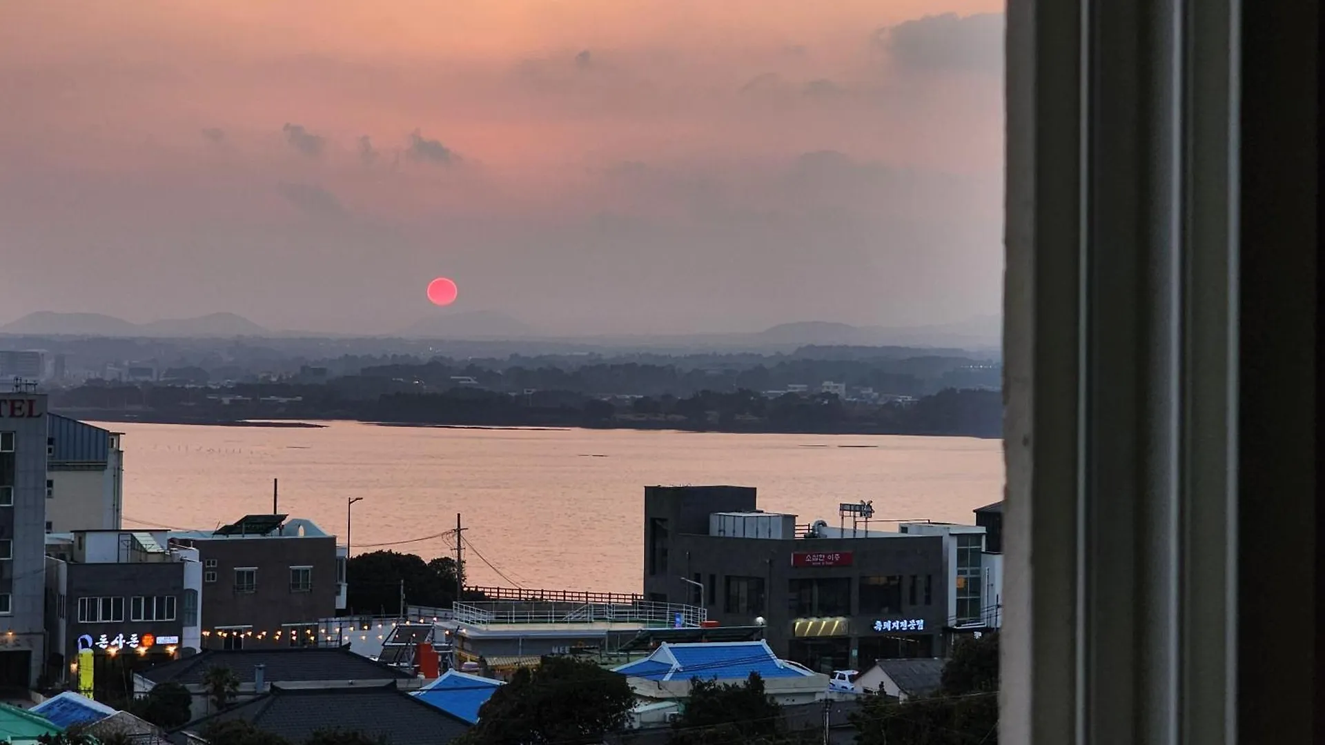 Pureun Jeju Pension Seogwipo 0*,