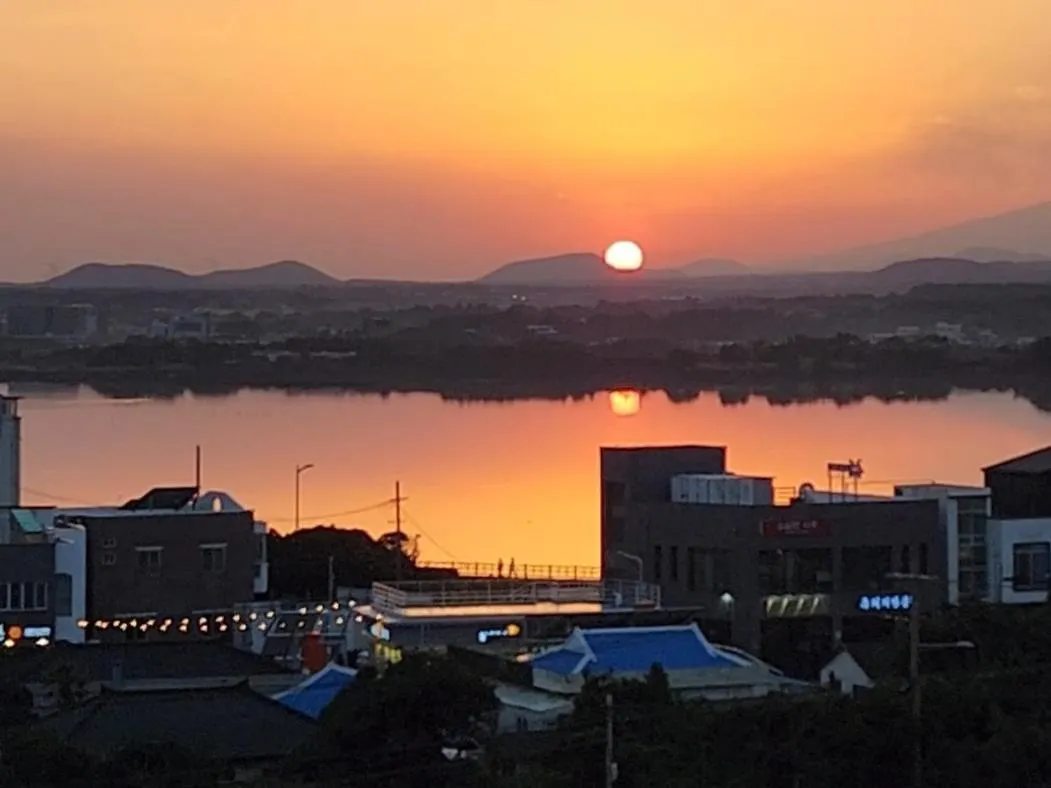 Pureun Jeju Pension Seogwipo