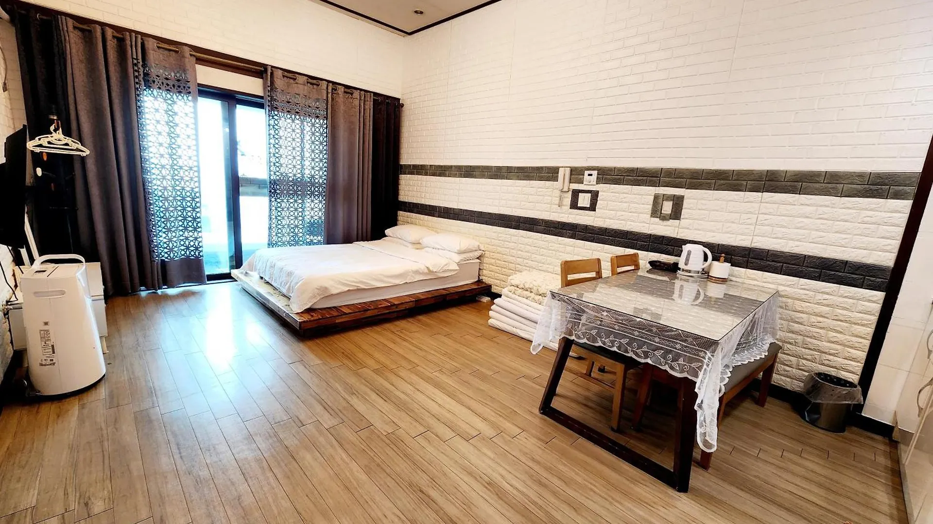 Pureun Jeju Pension Seogwipo 0*,  South Korea
