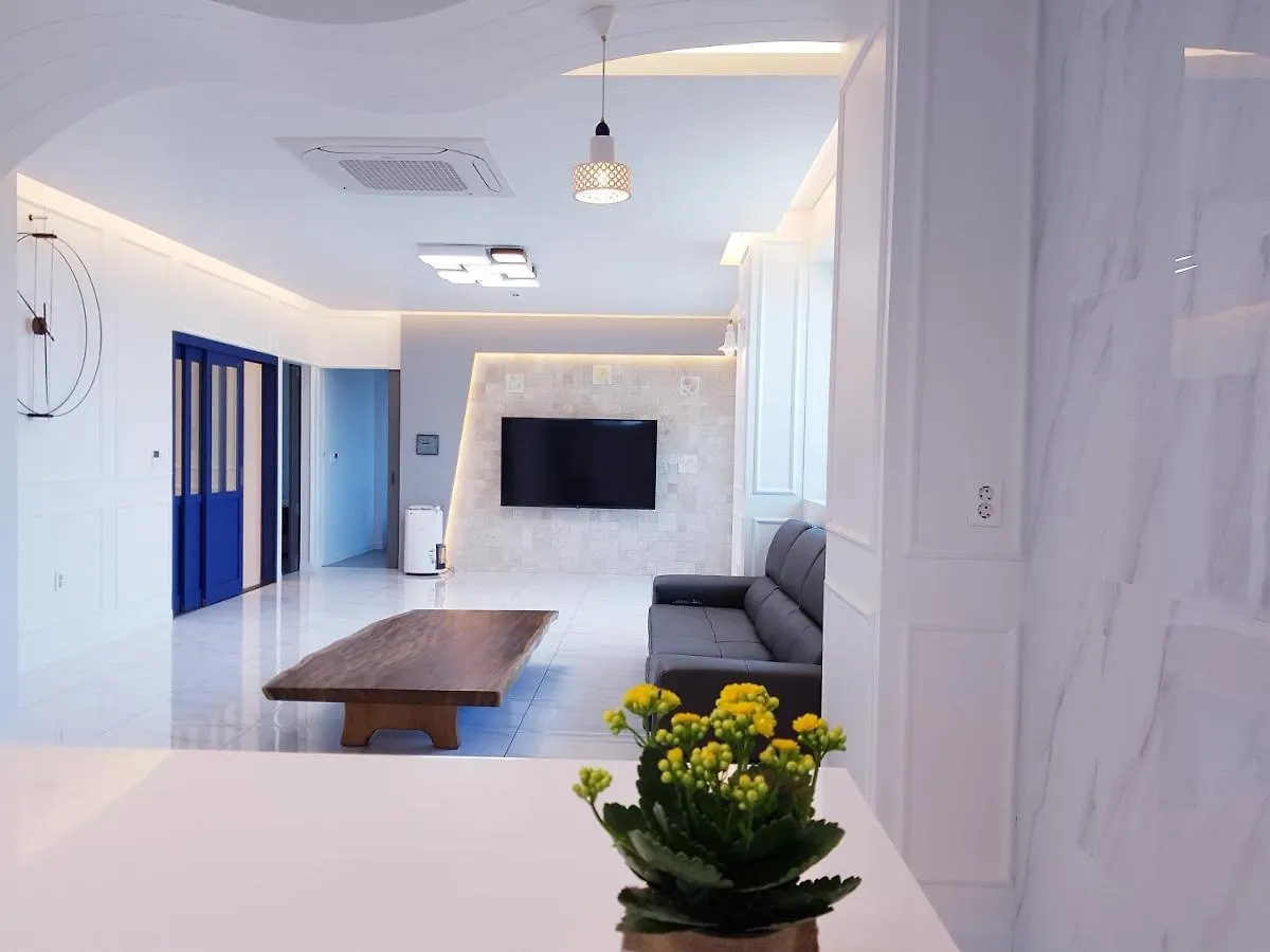 Pureun Jeju Pension Seogwipo